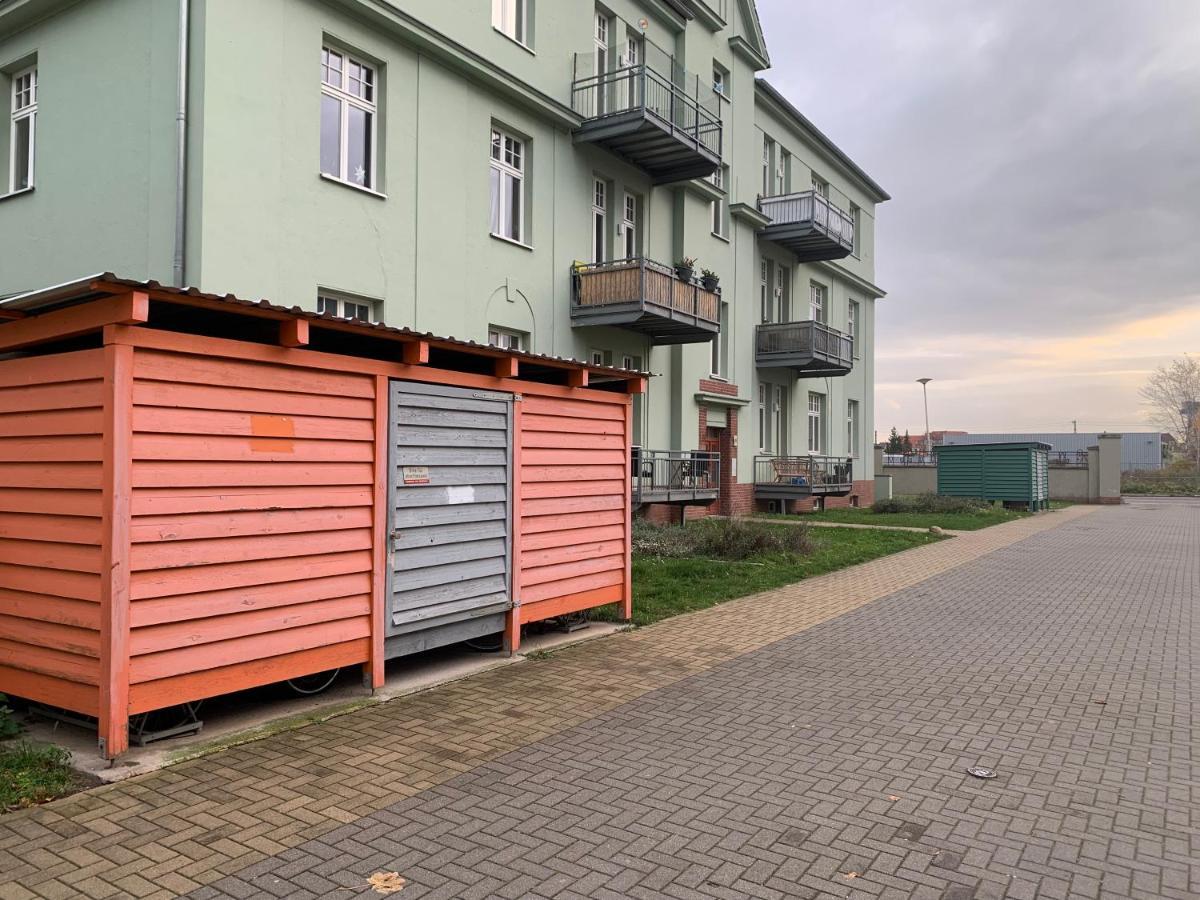Ruhig - Privatparkplatz - Barrierearm Quiet - Private Car Park - Low Barrier Магдебург Экстерьер фото